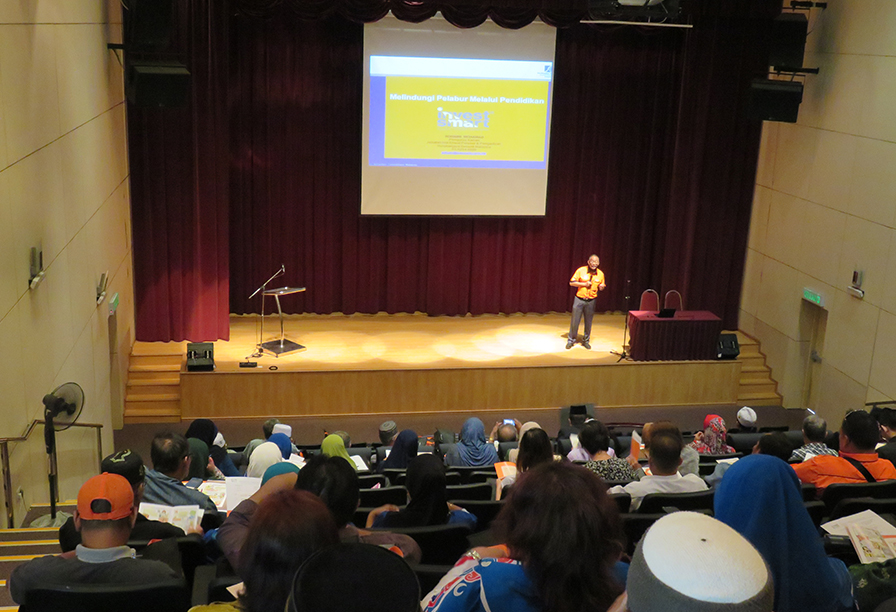 SESSION WITH MIRI COMMUNITY LEADERS, PUSTAKA MIRI, MIRI, SARAWAK